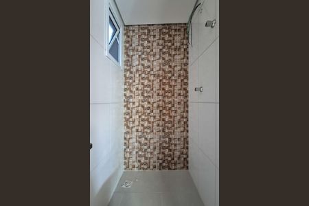 Apartamento à venda com 46m², 2 quartos e 1 vaga Apartamento à venda com 46m², 2 quartos e 1 vagaBanheiro