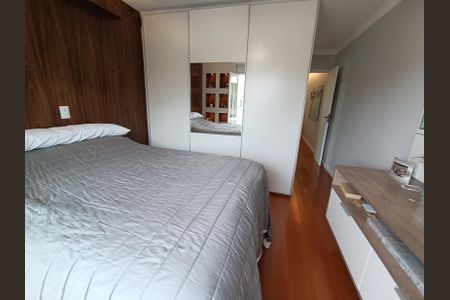 Casa à venda com 173m², 4 quartos e 3 vagasSuíte 2