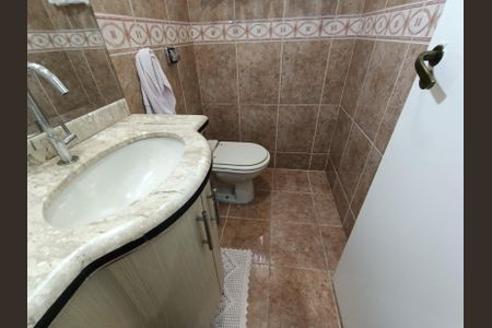 Casa à venda com 173m², 4 quartos e 3 vagasLavabo