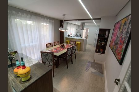 Casa à venda com 173m², 4 quartos e 3 vagasCopa