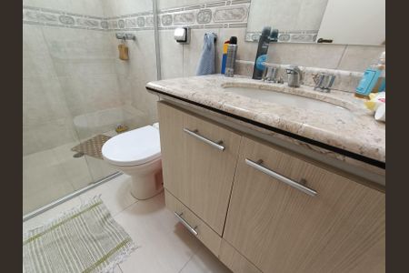 Casa à venda com 173m², 4 quartos e 3 vagasBanheiro