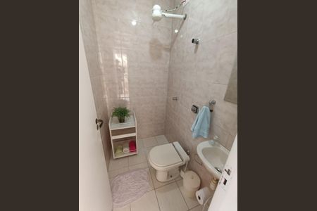 Casa à venda com 173m², 4 quartos e 3 vagasBanheiro de serviço