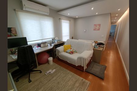 Casa à venda com 173m², 4 quartos e 3 vagasSala 2