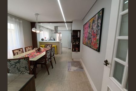 Casa à venda com 173m², 4 quartos e 3 vagasCopa