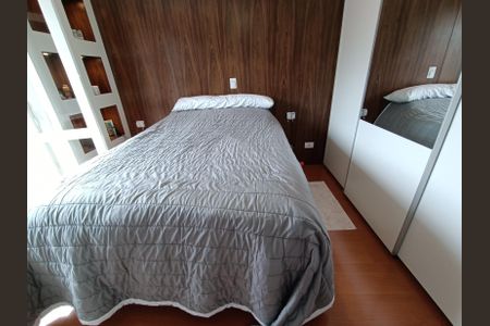 Casa à venda com 173m², 4 quartos e 3 vagasSuíte 2