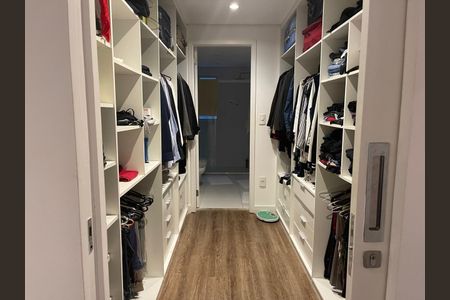 Apartamento à venda com 238m², 3 quartos e 4 vagas