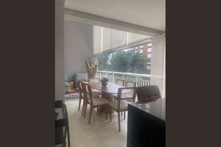 Apartamento à venda com 238m², 3 quartos e 4 vagas