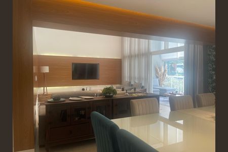 Apartamento à venda com 238m², 3 quartos e 4 vagas