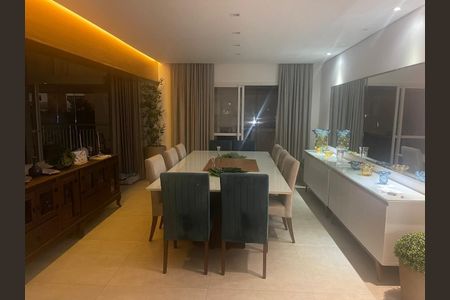 Apartamento à venda com 238m², 3 quartos e 4 vagas