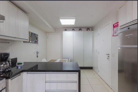 Apartamento à venda com 182m², 3 quartos e 3 vagas