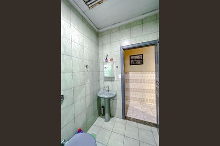 Casa à venda com 152m², 2 quartos e 2 vagasBanheiro