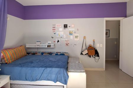 Apartamento à venda com 120m², 3 quartos e 1 vagaQuarto 2