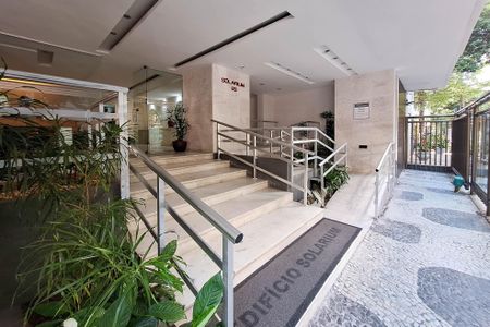 Apartamento à venda com 120m², 3 quartos e 1 vagaFachada