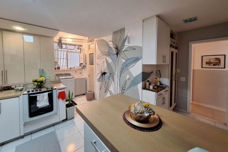 Apartamento à venda com 120m², 3 quartos e 1 vagaCozinha