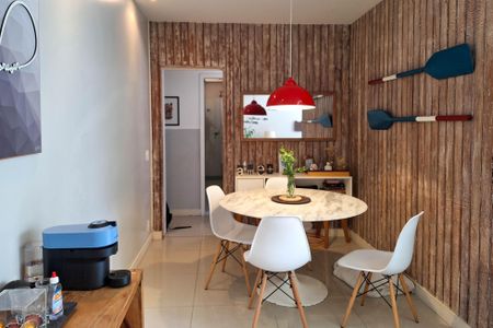 Apartamento à venda com 120m², 3 quartos e 1 vagaSala