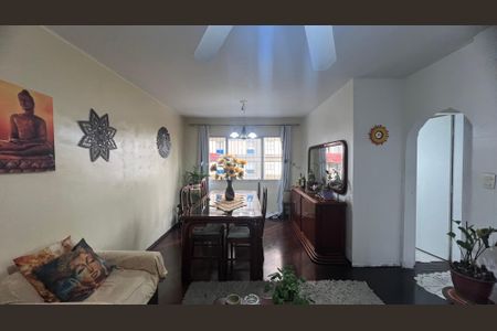 Apartamento à venda com 75m², 2 quartos e 1 vagaSala