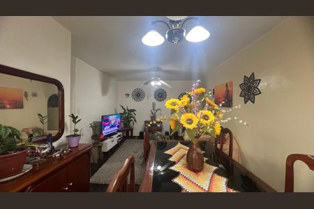 Apartamento à venda com 75m², 2 quartos e 1 vagaSala de Jantar