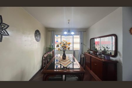 Apartamento à venda com 75m², 2 quartos e 1 vagaSala de Jantar