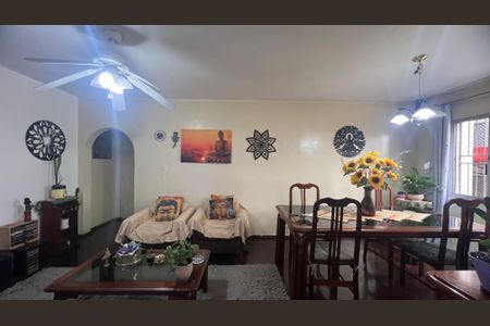 Apartamento à venda com 75m², 2 quartos e 1 vagaSala