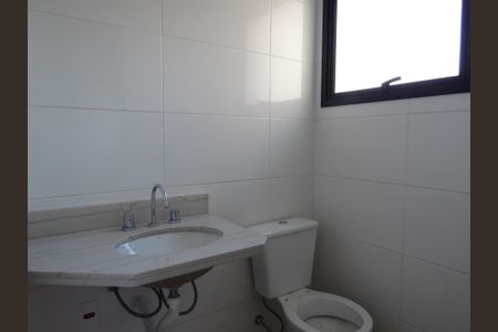 Apartamento à venda com 82m², 2 quartos e 2 vagasBanheiro da Suíte