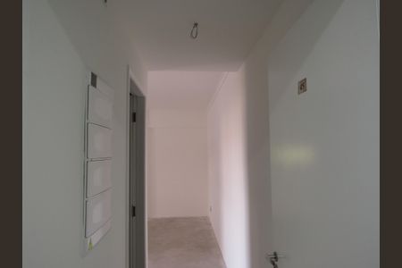 Apartamento à venda com 82m², 2 quartos e 2 vagasCorredor