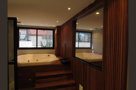 Apartamento à venda com 82m², 2 quartos e 2 vagasÁrea comum