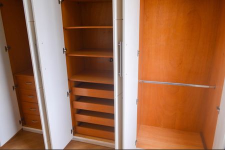 Apartamento para alugar com 87m², 3 quartos e 2 vagasQuarto 3 