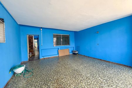 Casa à venda com 367m², 2 quartos e 2 vagasGaragem