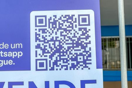 Casa à venda com 367m², 2 quartos e 2 vagasPlaca