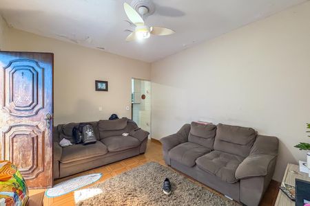 Casa à venda com 367m², 2 quartos e 2 vagasSala Casa 2