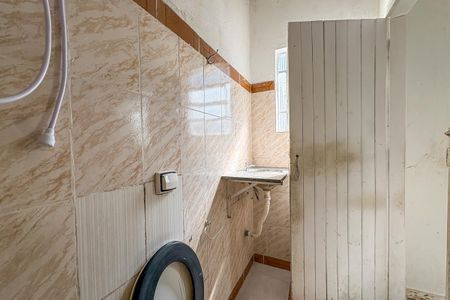 Casa à venda com 367m², 2 quartos e 2 vagasBanheiro Edícula