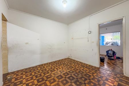 Casa à venda com 367m², 2 quartos e 2 vagasSala