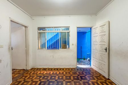 Casa à venda com 367m², 2 quartos e 2 vagasSala