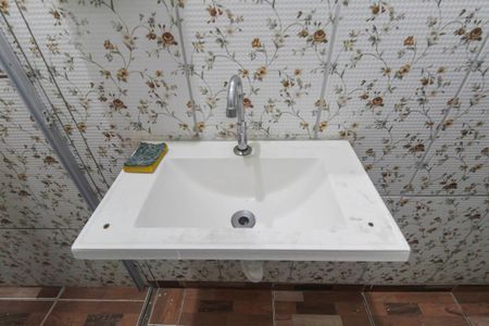 Casa à venda com 52m², 2 quartos e sem vaga Casa à venda com 52m², 2 quartos e sem vagaBanheiro