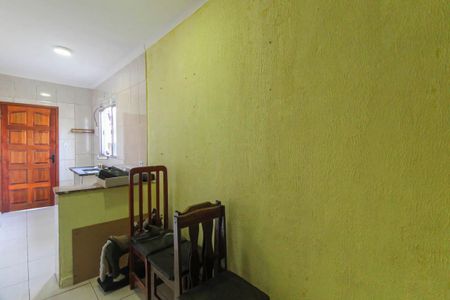 Casa à venda com 52m², 2 quartos e sem vaga Casa à venda com 52m², 2 quartos e sem vagaSala