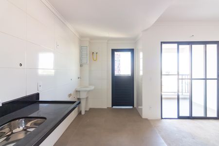 Apartamento à venda com 82m², 2 quartos e 2 vagasCozinha 