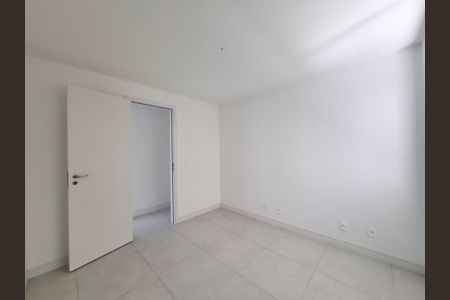 Apartamento à venda com 107m², 3 quartos e 2 vagasQuarto 1