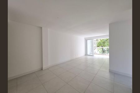 Apartamento à venda com 107m², 3 quartos e 2 vagasSala