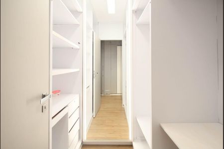 Apartamento à venda com 245m², 3 quartos e 4 vagasSuíte 