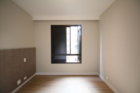 Apartamento à venda com 245m², 3 quartos e 4 vagasQuarto 2