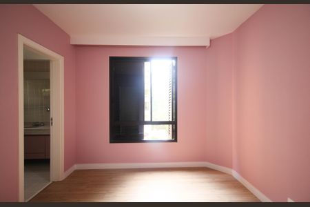 Apartamento à venda com 245m², 3 quartos e 4 vagasQuarto 1