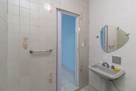 Casa para alugar com 40m², 1 quarto e 1 vaga Casa para alugar com 40m², 1 quarto e 1 vagaBanheiro