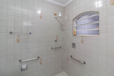 Casa para alugar com 40m², 1 quarto e 1 vaga Casa para alugar com 40m², 1 quarto e 1 vagaBanheiro