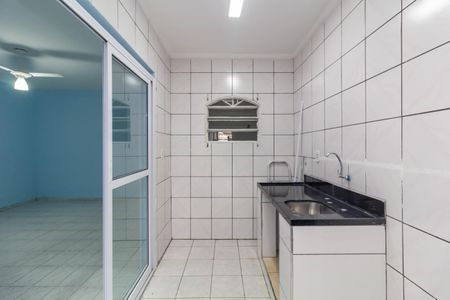 Casa para alugar com 40m², 1 quarto e 1 vaga Casa para alugar com 40m², 1 quarto e 1 vagaCozinha