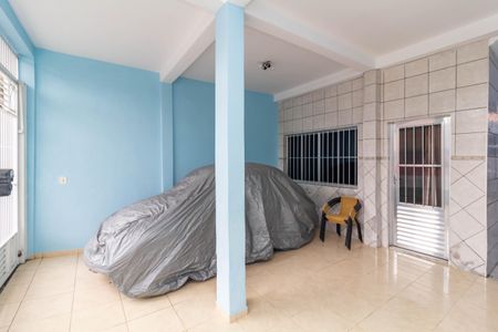 Casa para alugar com 40m², 1 quarto e 1 vaga Casa para alugar com 40m², 1 quarto e 1 vagaGaragem