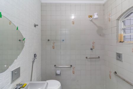 Casa para alugar com 40m², 1 quarto e 1 vaga Casa para alugar com 40m², 1 quarto e 1 vagaBanheiro