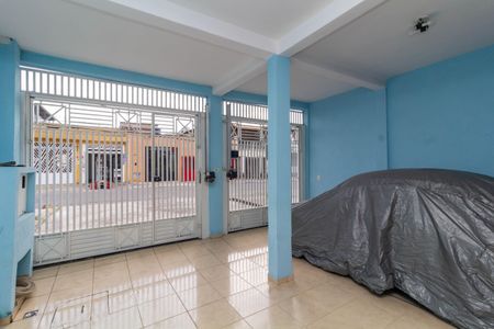 Casa para alugar com 40m², 1 quarto e 1 vaga Casa para alugar com 40m², 1 quarto e 1 vagaGaragem