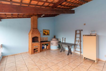 Casa para alugar com 40m², 1 quarto e 1 vaga Casa para alugar com 40m², 1 quarto e 1 vagaÁrea comum - Churrasqueira
