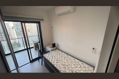 Apartamento à venda com 117m², 3 quartos e 3 vagas Apartamento à venda com 117m², 3 quartos e 3 vagasQuarto 1