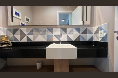 Apartamento à venda com 117m², 3 quartos e 3 vagas Apartamento à venda com 117m², 3 quartos e 3 vagasLavabo